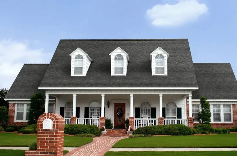 House with Mountainside shingles