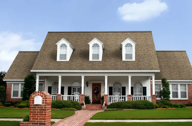House with Sand Castle shingles